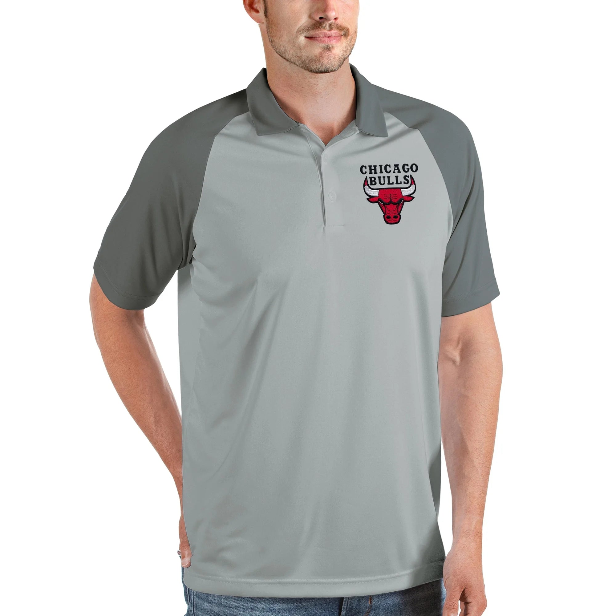 Men's Antigua Gray Chicago Bulls Nova Raglan Polo