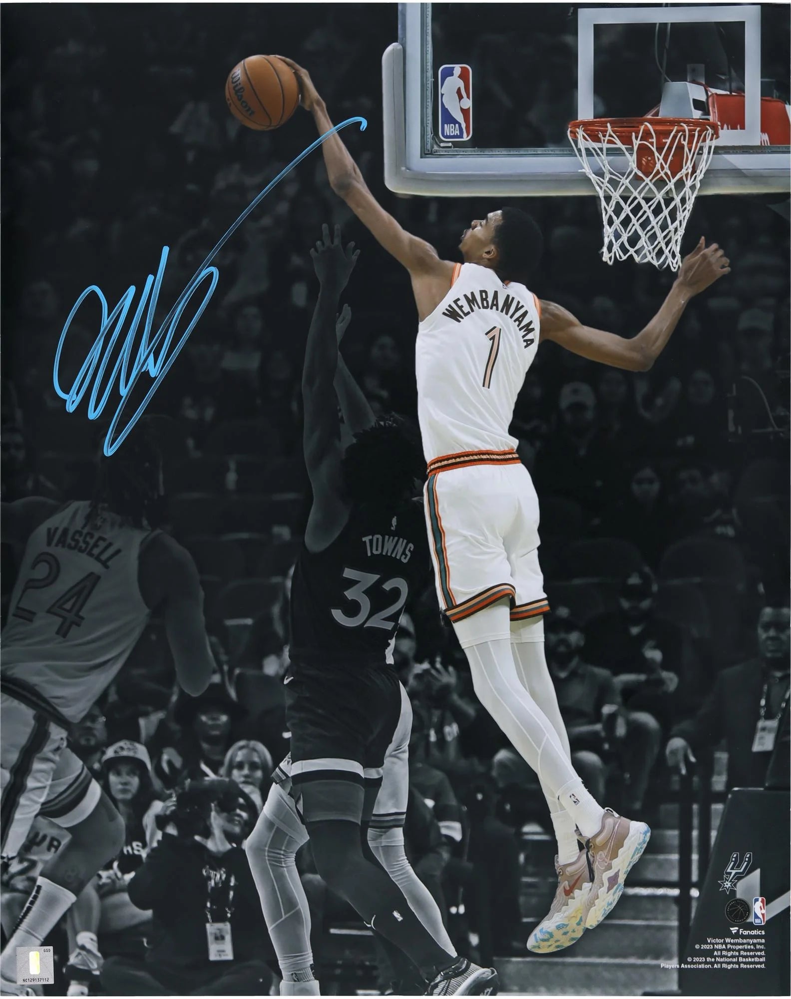 Victor Wembanyama San Antonio Spurs Autographed 16 x 20 Spotlight Block Photograph - Fanatics Authentic Certified