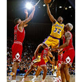 Magic Johnson Los Angeles Lakers Unsigned Shooting vs. Chicago Bulls Photograph