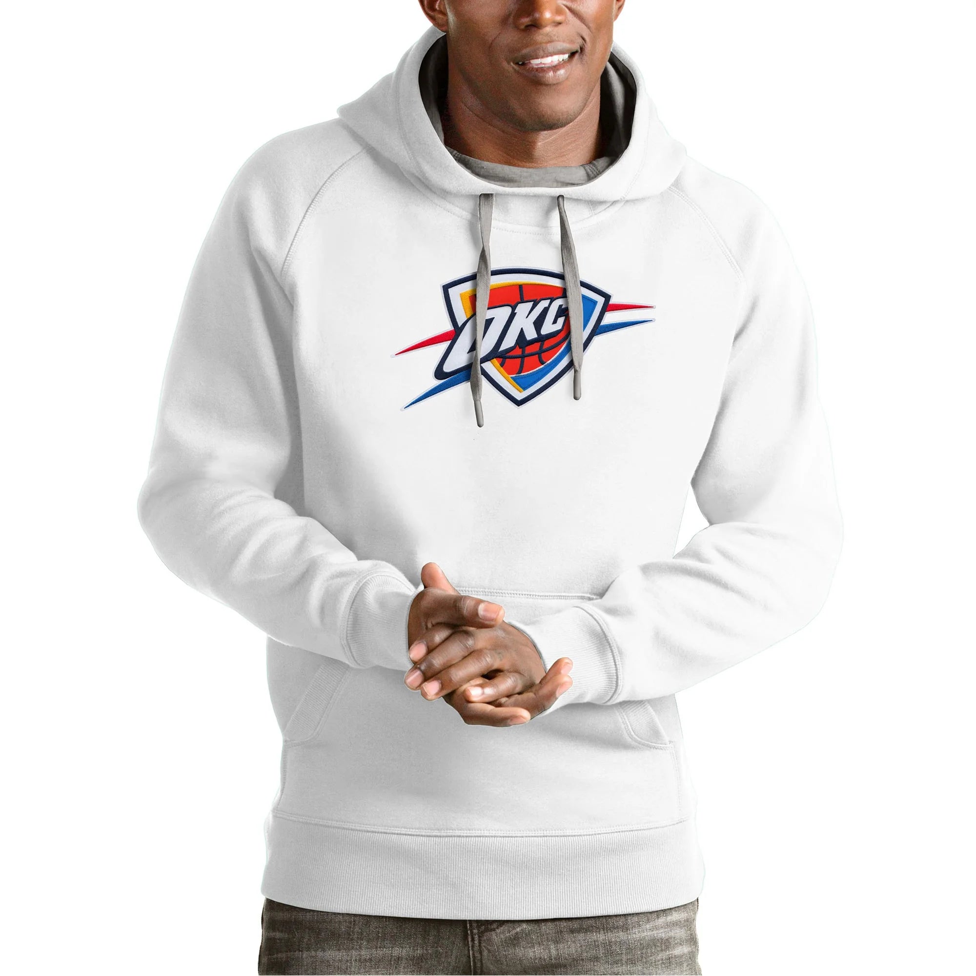 Men's Antigua White Oklahoma City Thunder Team Logo Victory Pullover Hoodie